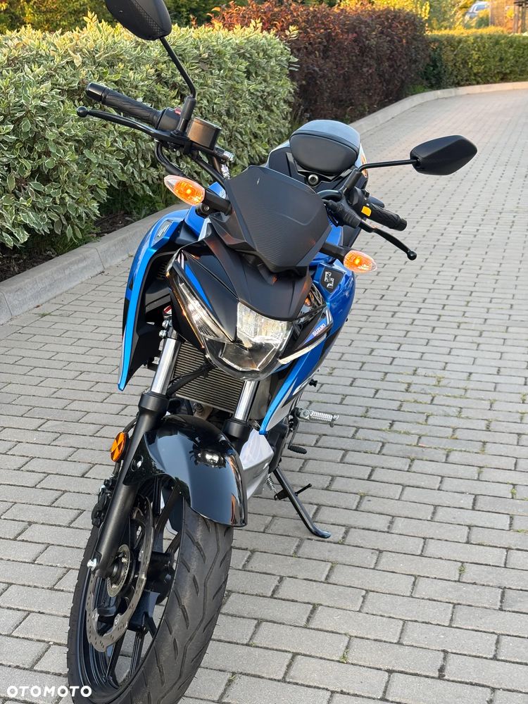 Suzuki GSX - 15