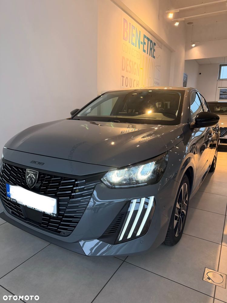 Peugeot 208 - 20