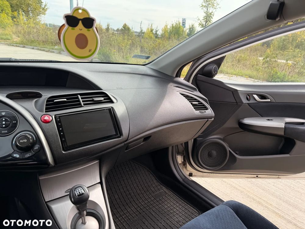 Honda Civic 1.8 Comfort - 15