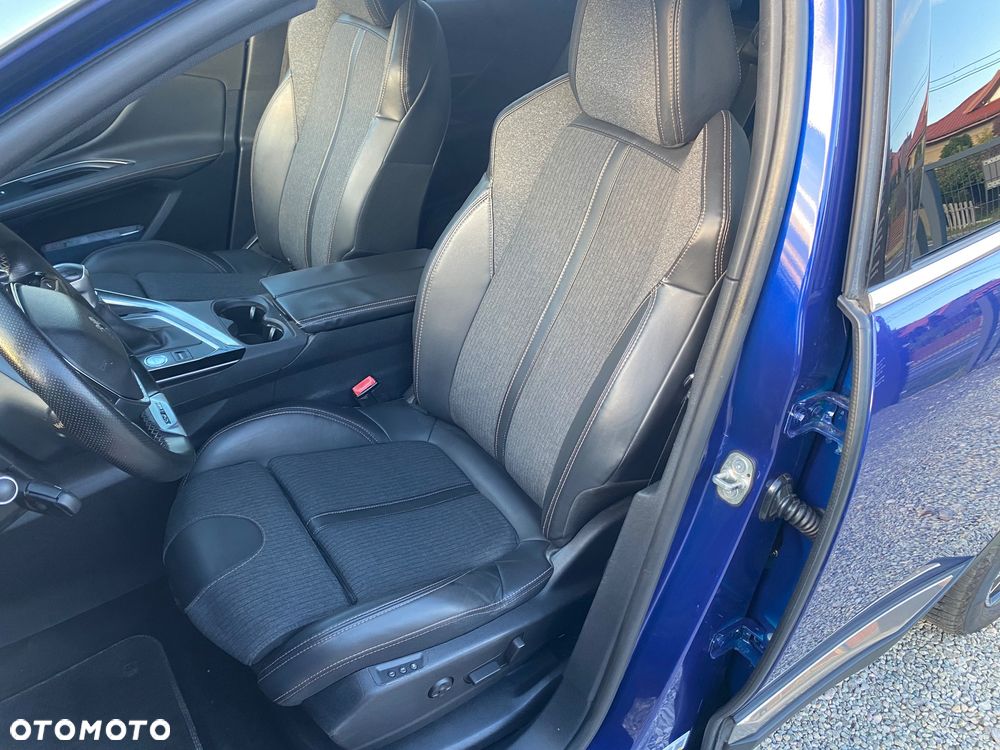 Peugeot 3008 BlueHDi 150 Stop & Start Business-Line - 24
