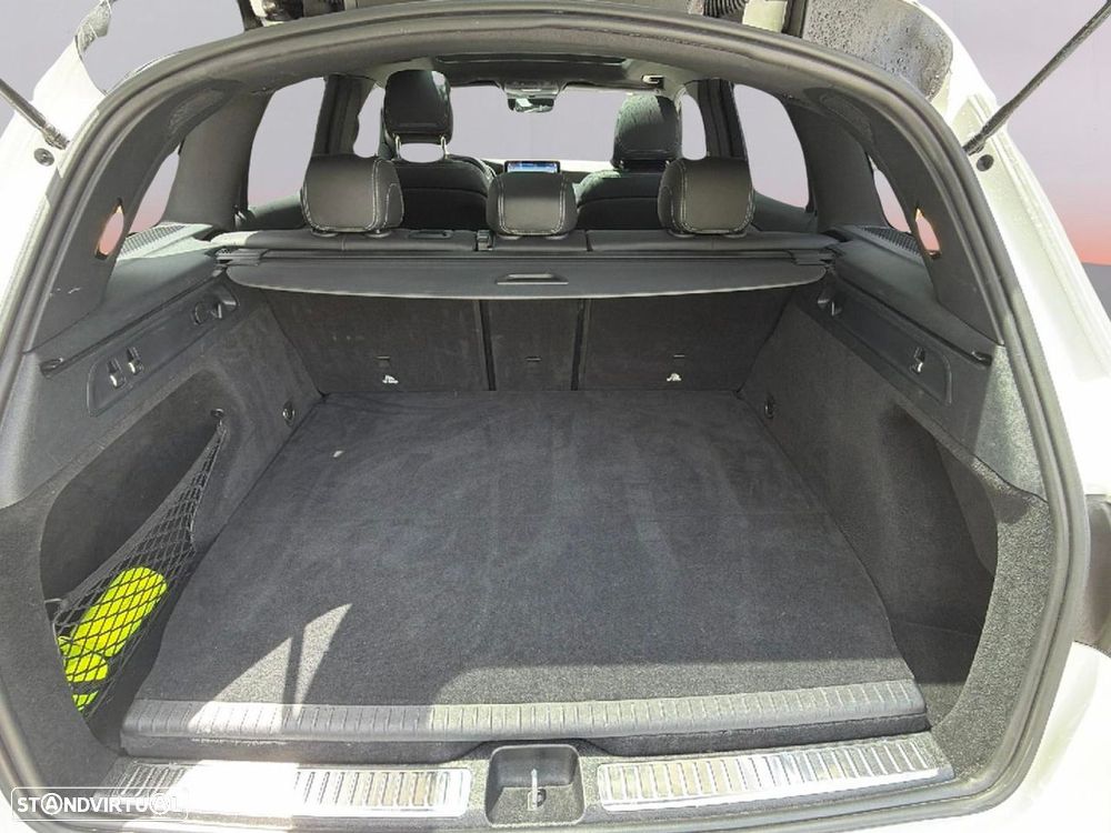 Mercedes-Benz GLC 300 e 4Matic - 27