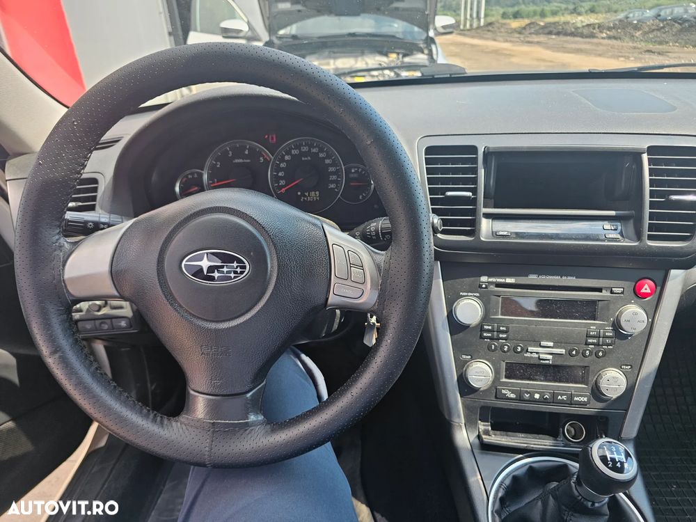 Subaru Legacy Kombi 2.0D Exclusive - 11