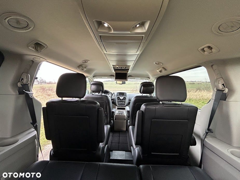 Chrysler Town & Country 3.6 Touring - 17