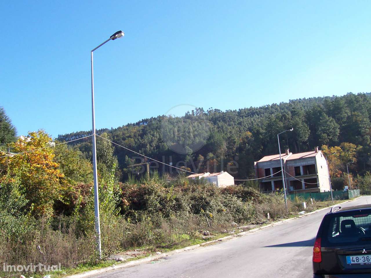 Lotes em Banda, de Gaveto e Individuais em excelente local - Grande imagem: 4/7