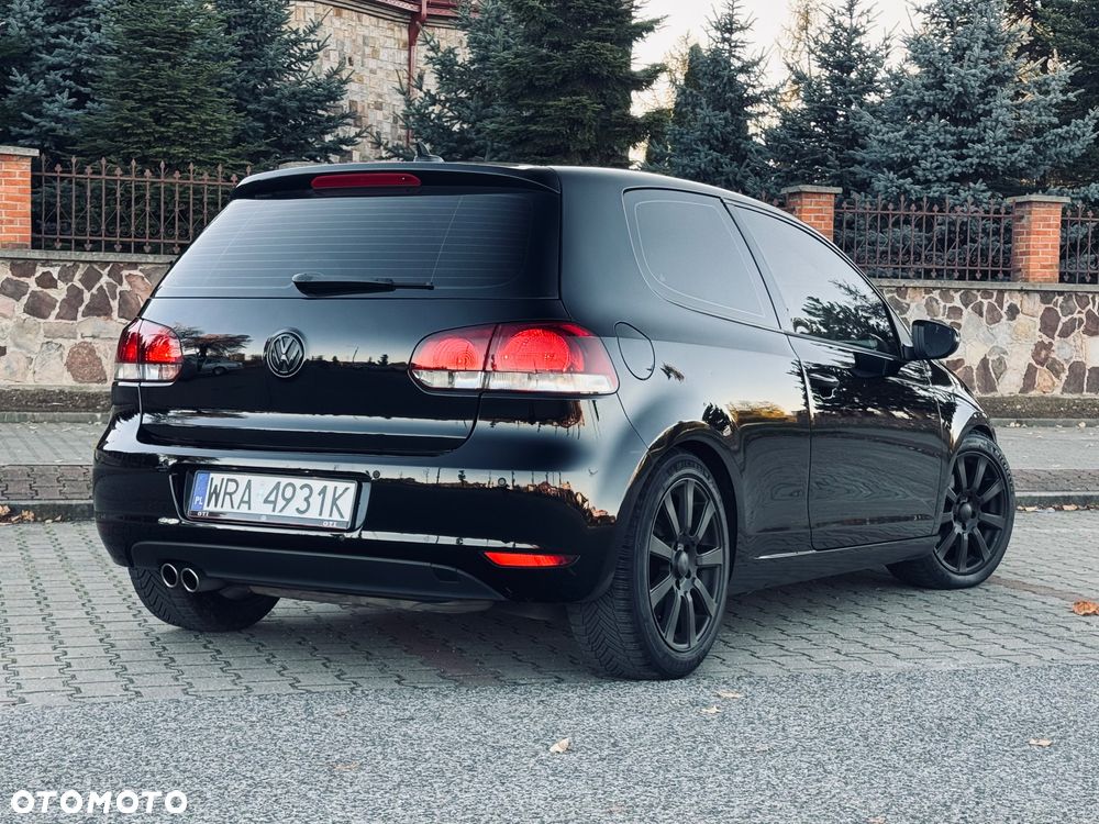 Volkswagen Golf VI 2.0 TDI Comfortline - 18