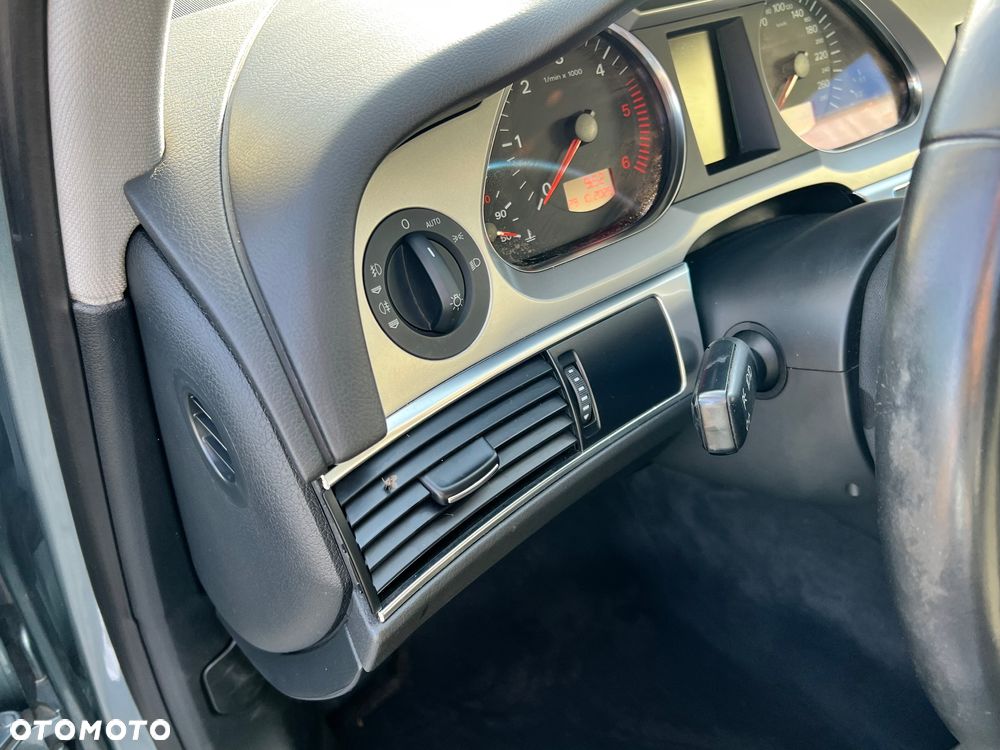 Audi A6 Allroad - 15