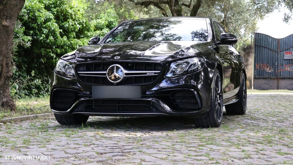 Mercedes-Benz E 63 AMG S 4Matic+ - 9