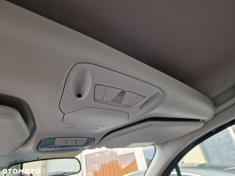 Ford Transit Connect - 37