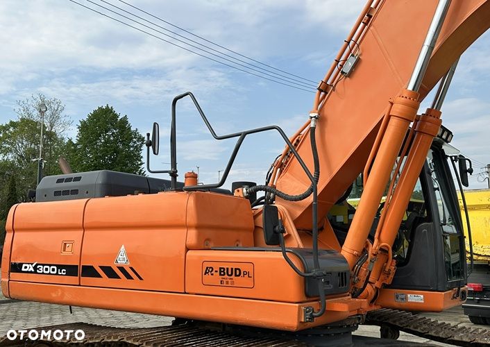 Doosan DX 300 LC-3 - 17