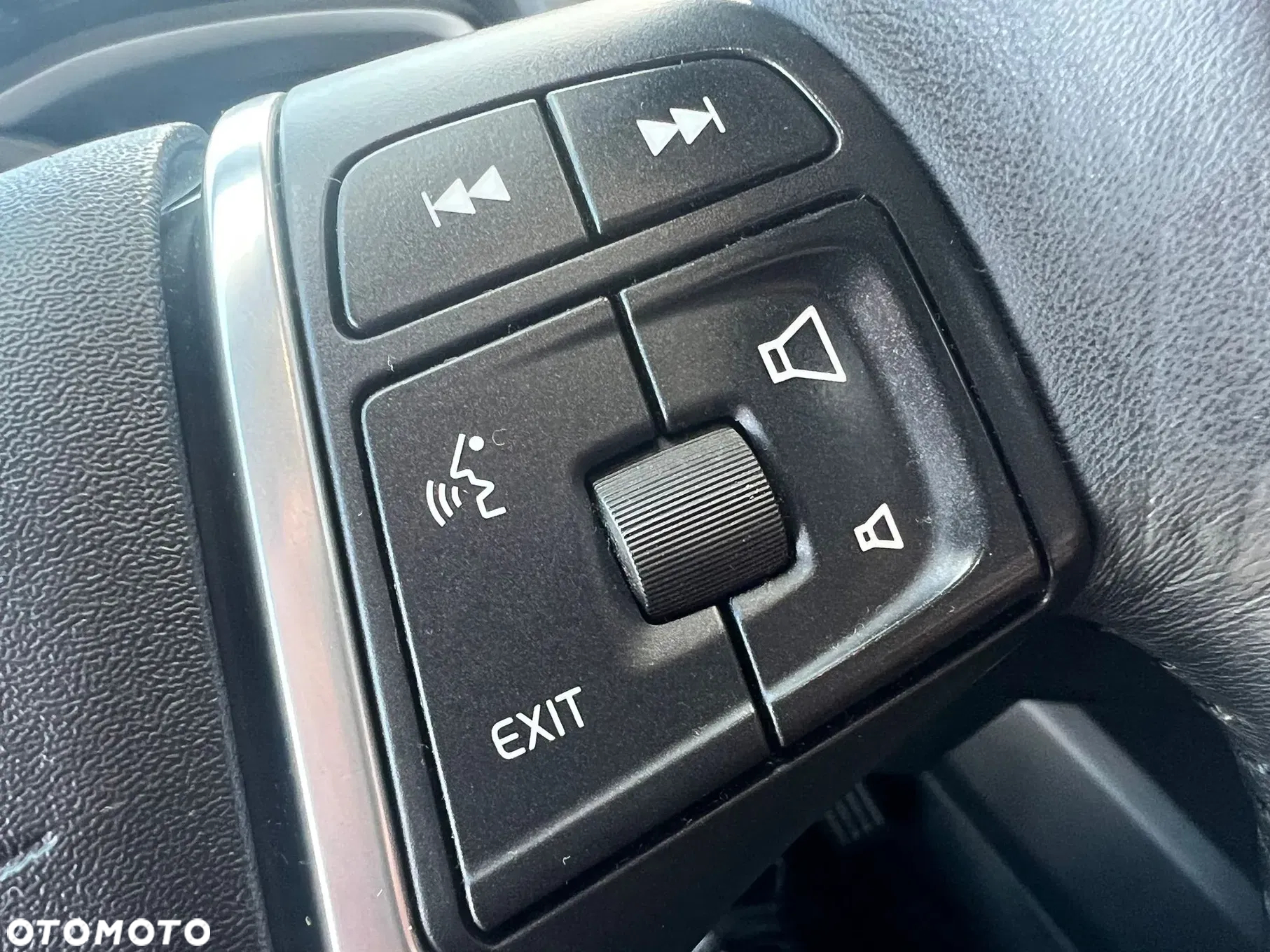 Volvo V40 Cross Country D3 Drive-E Base - 26