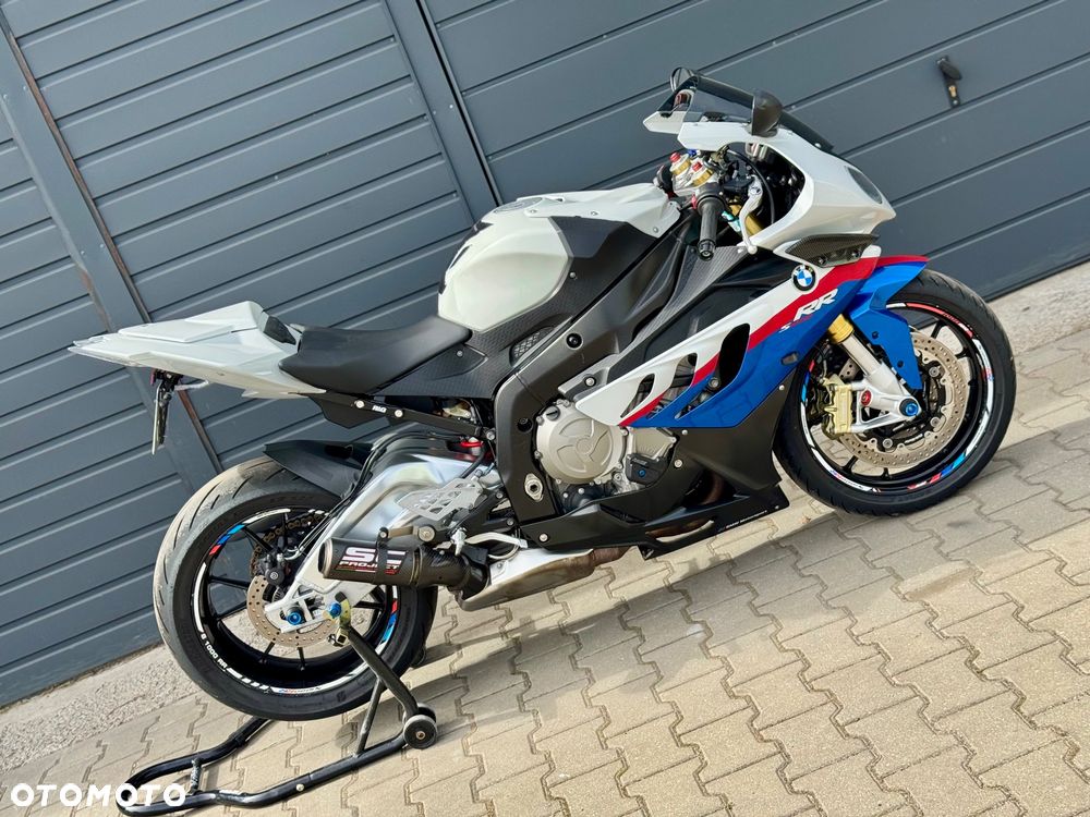 BMW S - 22