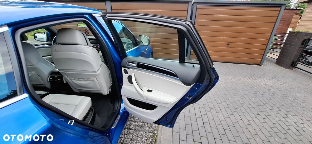 BMW X6M - 23