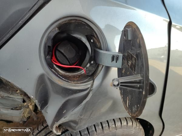 Para Peças Opel Corsa E (X15) - 10