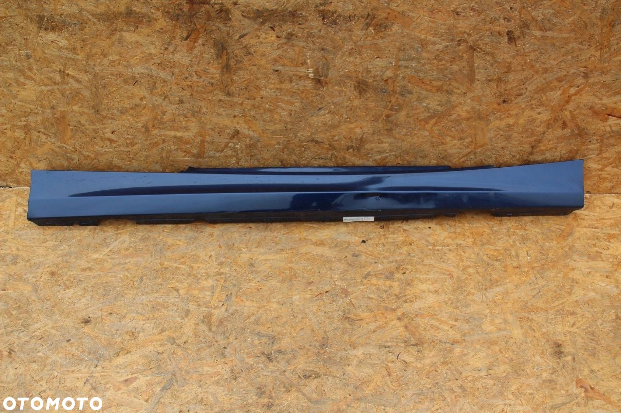 Nakładka progowa progu BMW 1 e82 e88 e81 TIEFSEEBLAU A76 PRAWA - 1