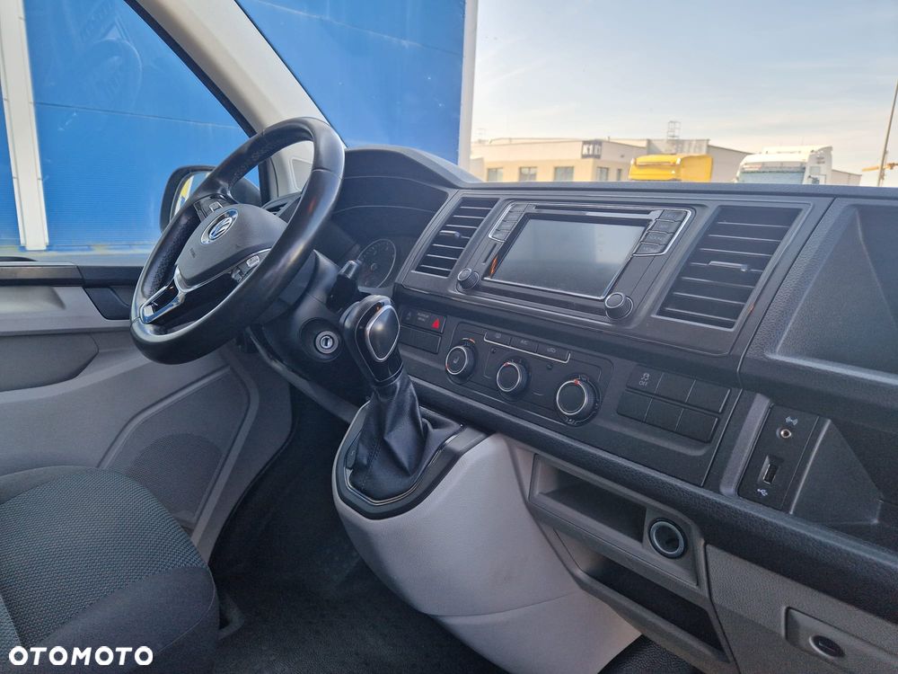Volkswagen Transporter L2H1 4Motion DSG - 15