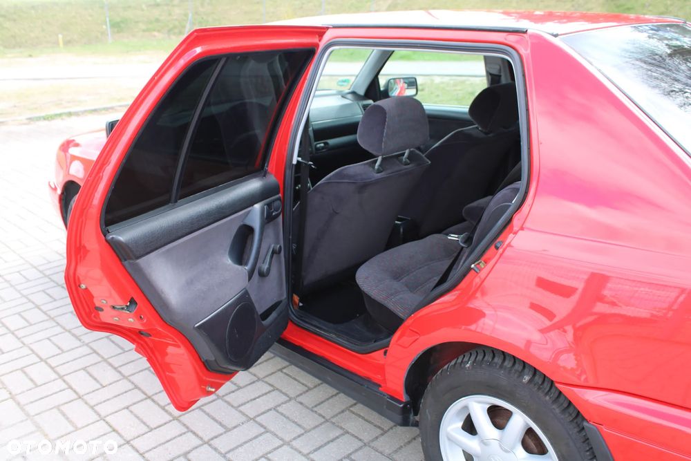 Volkswagen Vento - 20