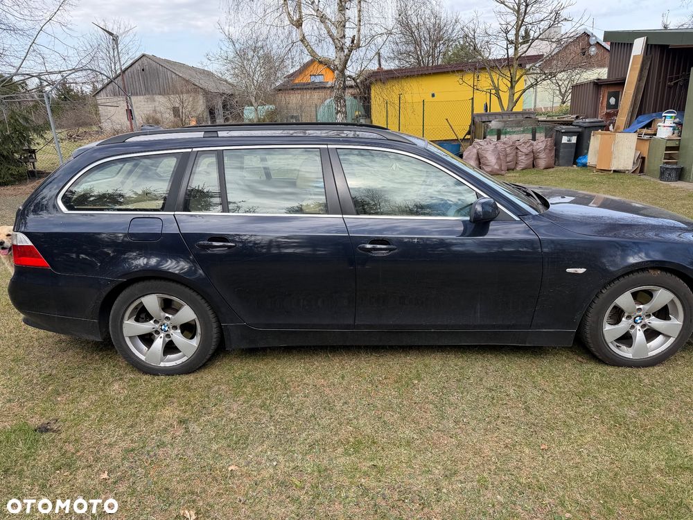 BMW Seria 5 520d - 5
