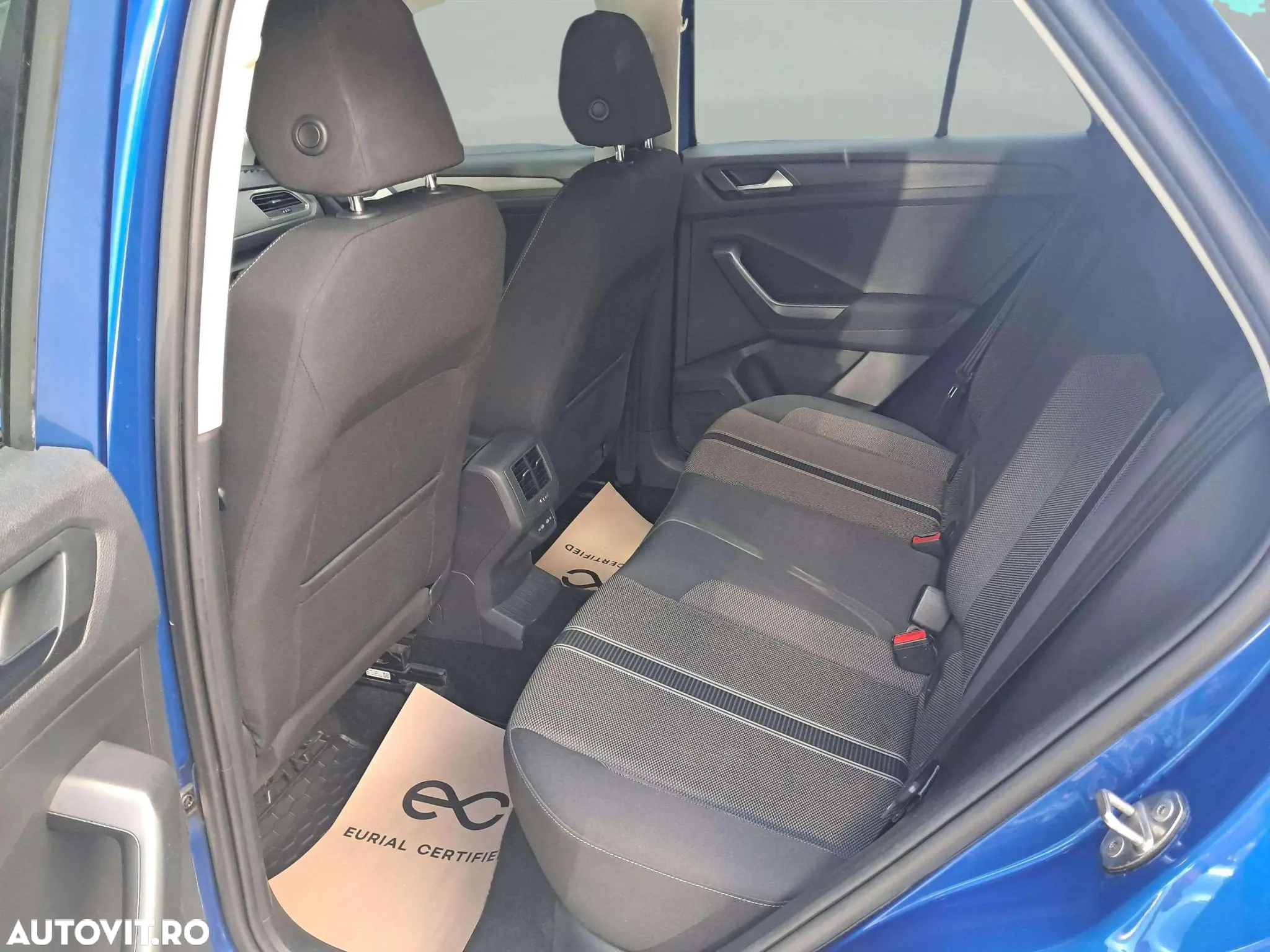 Volkswagen T-ROC 2.0 TDI 4Mot DSG Design - 24
