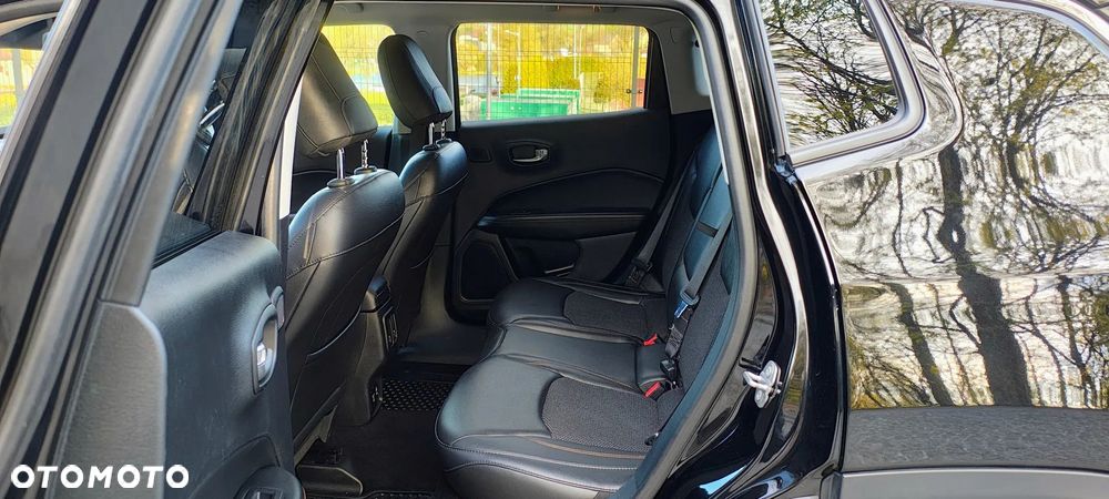 Jeep Compass 1.4 TMair Limited 4WD S&S - 26
