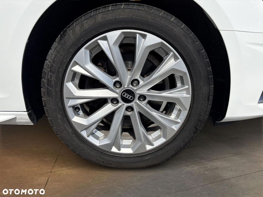 Audi A4 Limousine 35 TFSI mHEV Advanced S tronic - 18