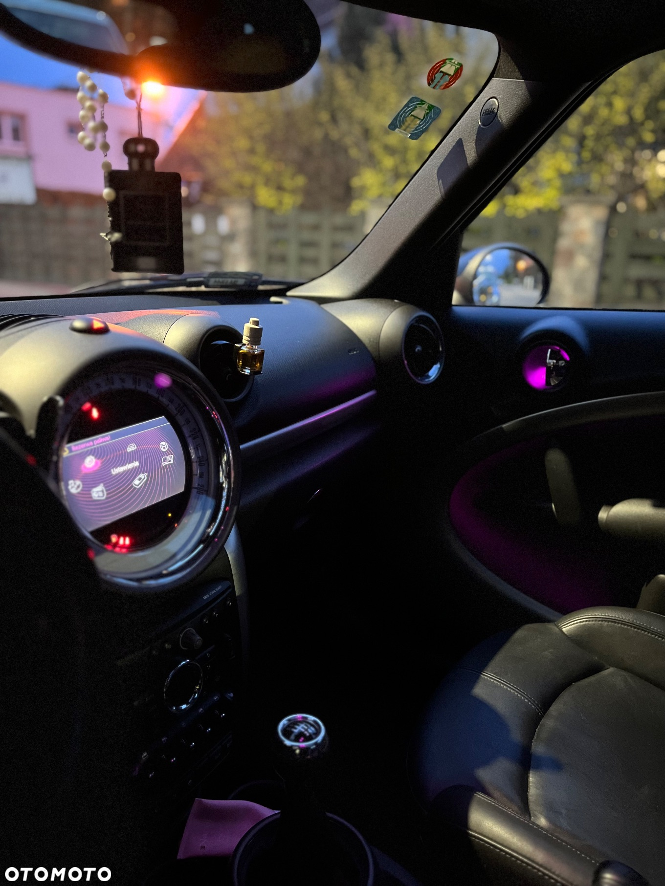MINI Cooper Standard - 3