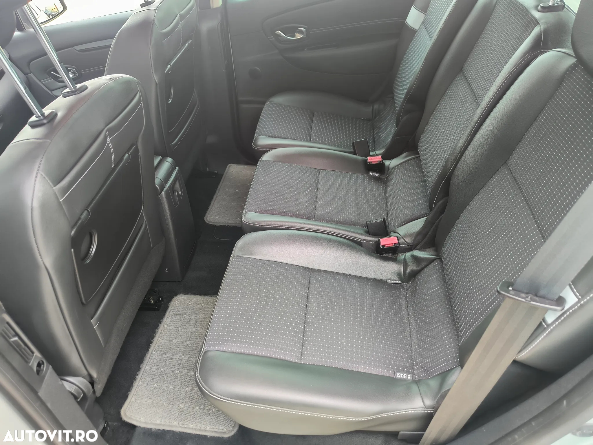 Renault Scenic - 18