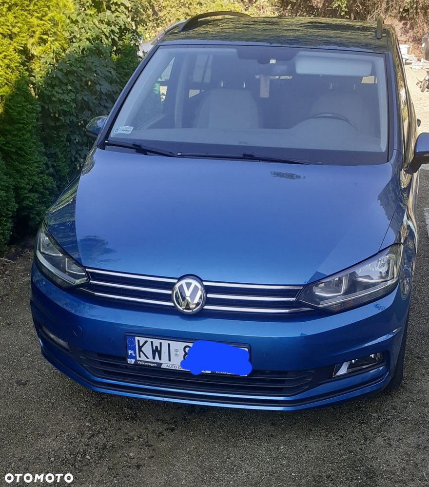 Volkswagen Touran - 1