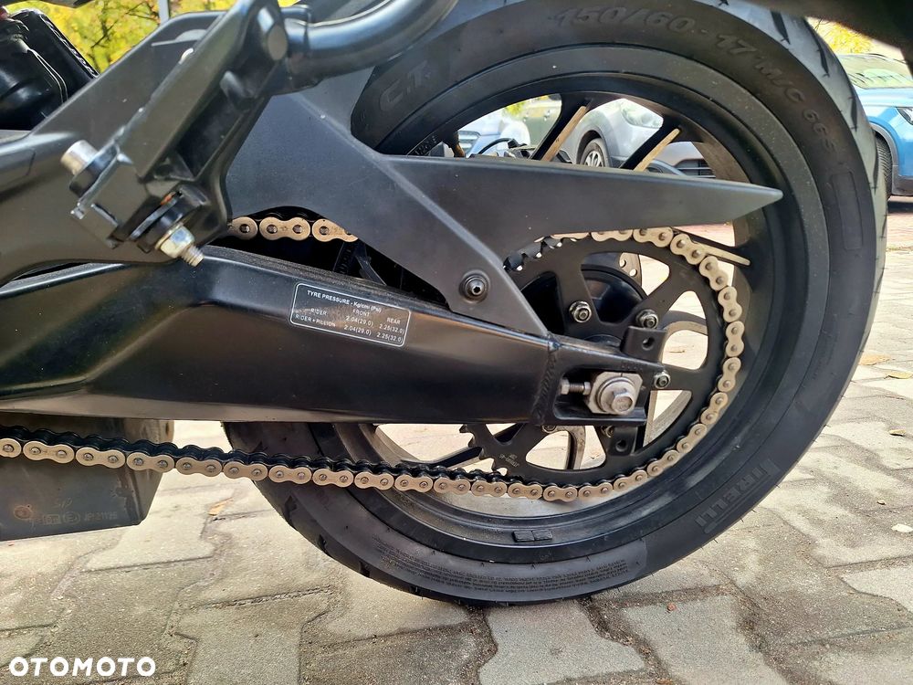Bajaj Dominar 400 - 8