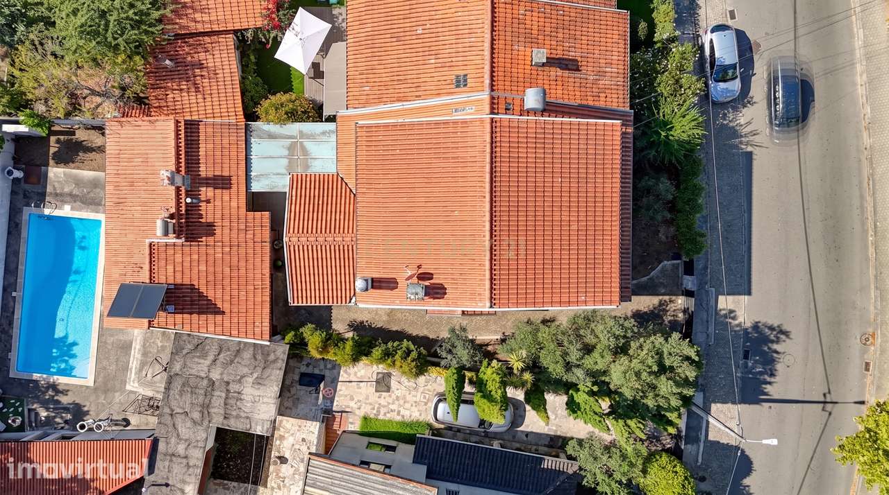 Espetacular Moradia T6 em Oliveira do Douro, Vila Nova de Gaia - Grande imagem: 4/41