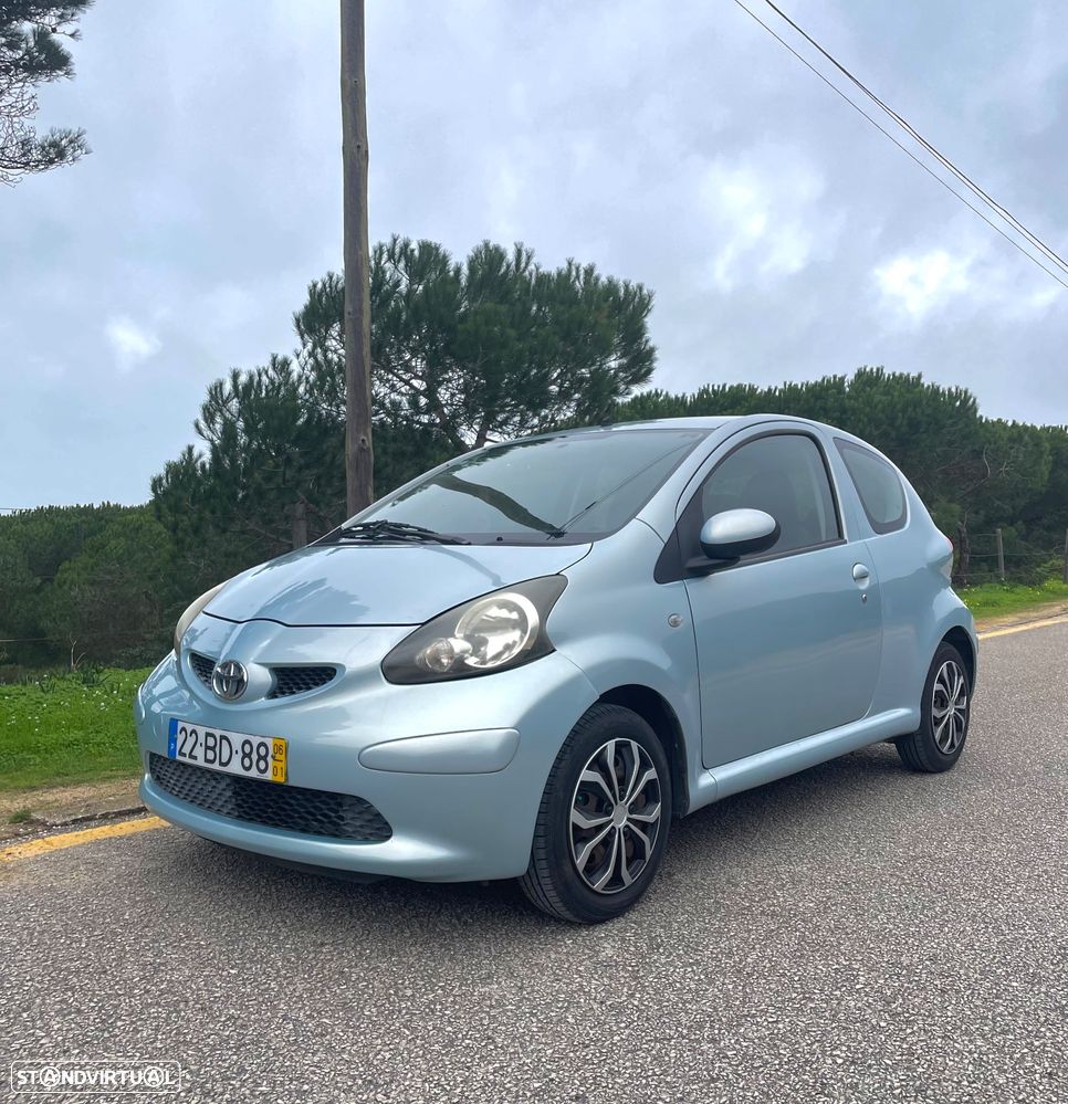 Toyota Aygo 1.0 Plus - 1