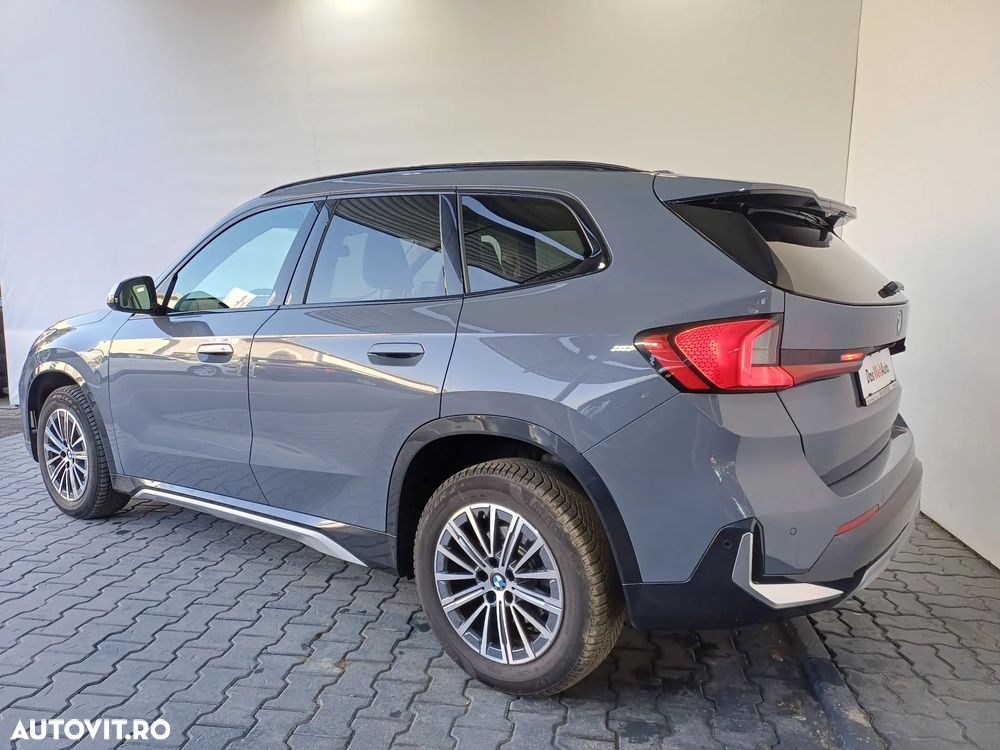 BMW X1 xDrive20d AT MHEV - 3