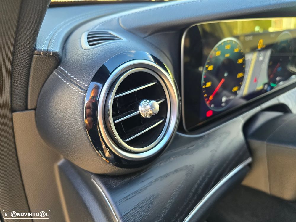 Mercedes-Benz E 300 de AMG Line - 37