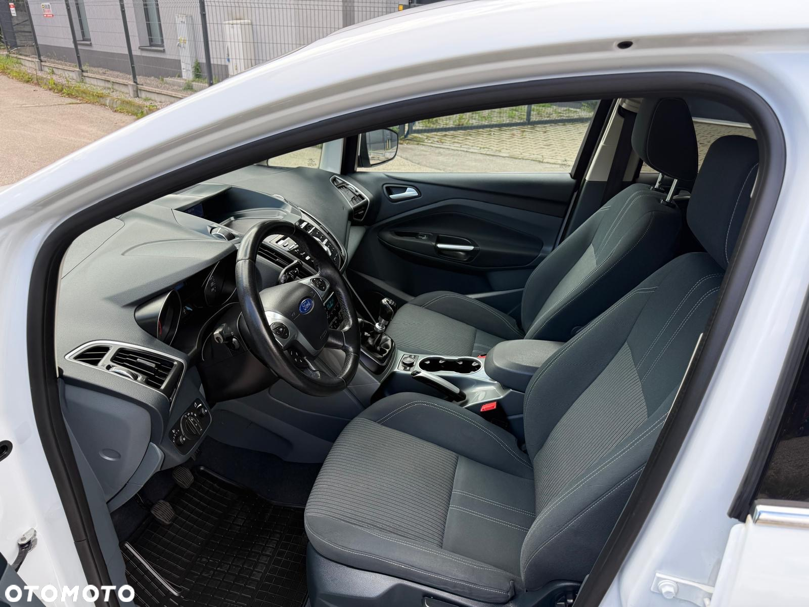 Ford C-MAX 1.0 EcoBoost Titanium ASS - 17