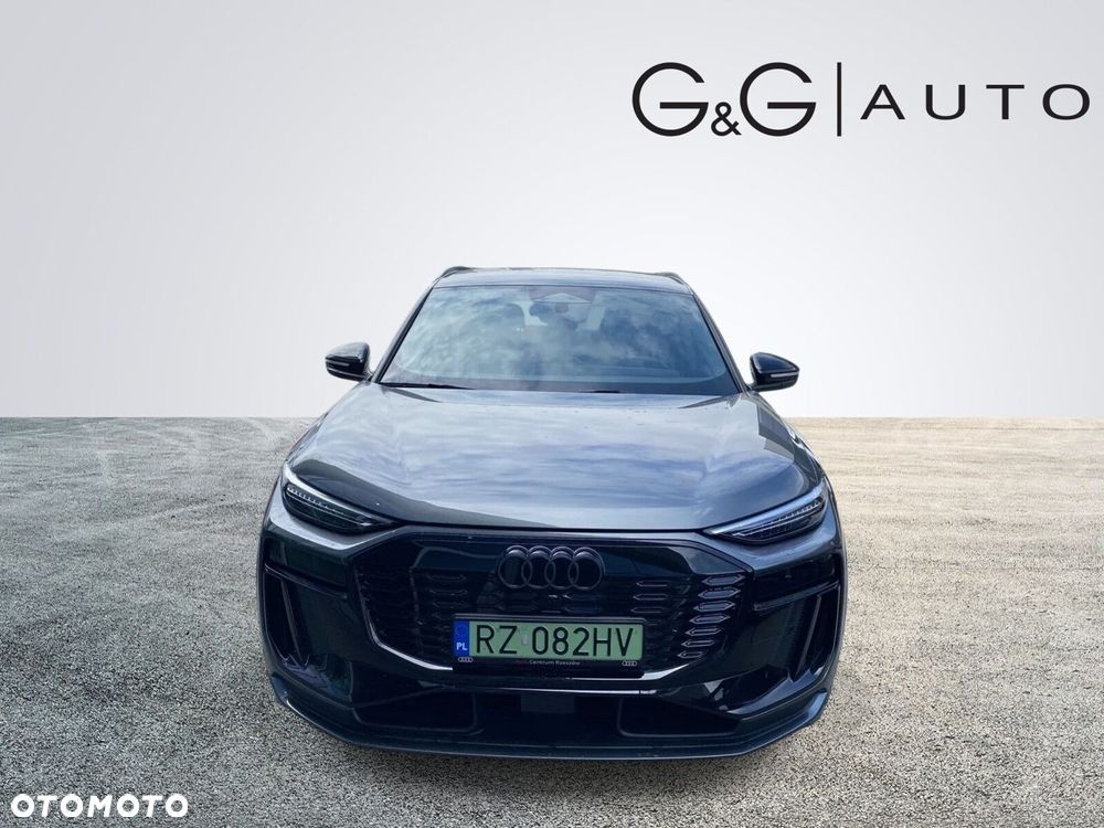 Audi Q6 e-tron - 3
