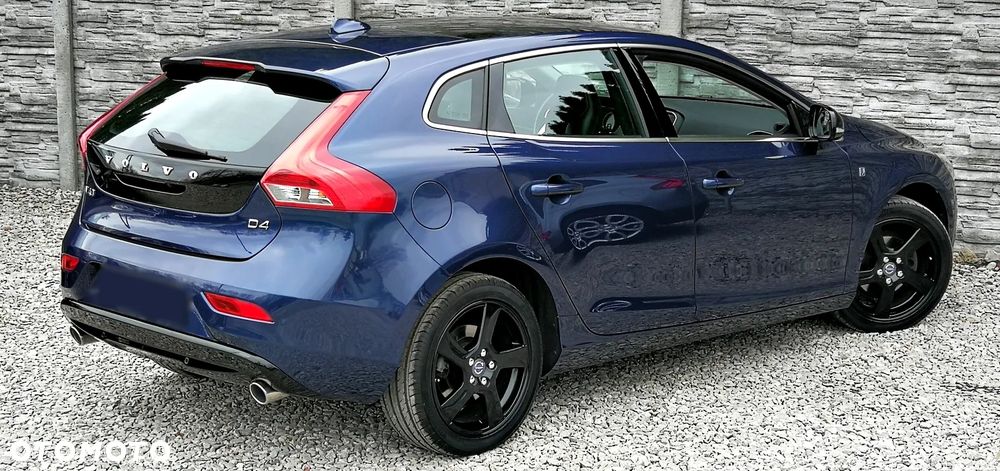 Volvo V40 D4 Ocean Race - 19
