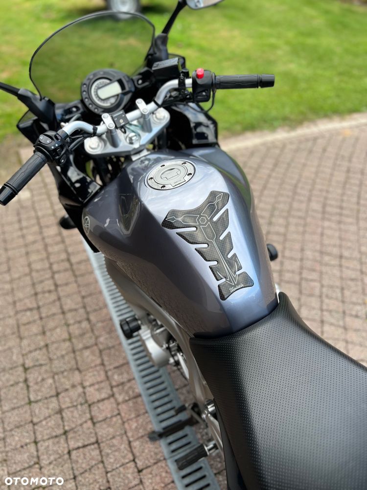 Yamaha FZ6 - 13