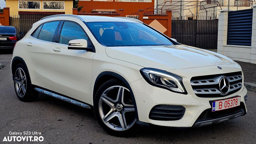 Mercedes-Benz GLA 180 7G-DCT AMG Line - 17