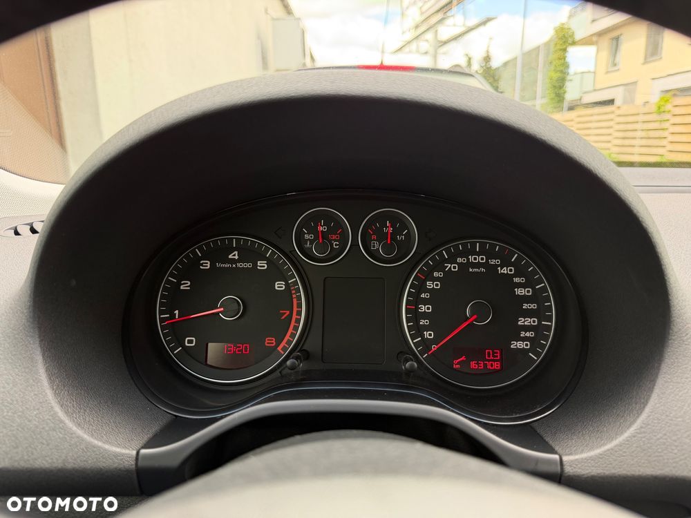Audi A3 Sportback 1.6 Ambiente - 30