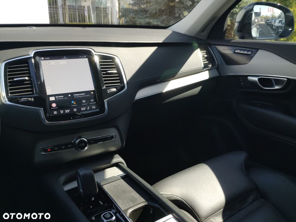 Volvo XC 90 - 23
