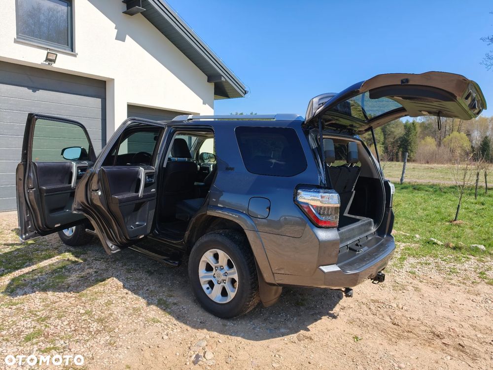 Toyota 4-Runner - 9