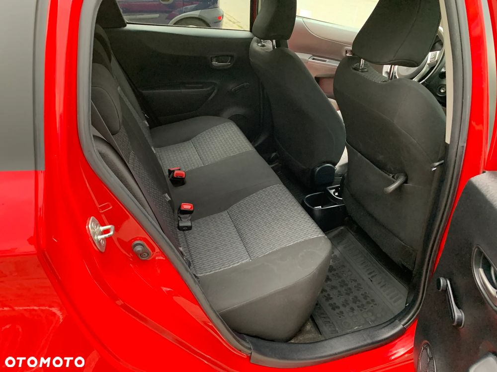 Toyota Yaris 1.33 Premium - 16