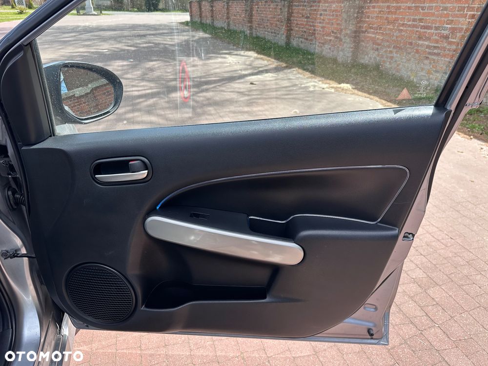 Mazda 2 1.3 Trend & Fun - 23