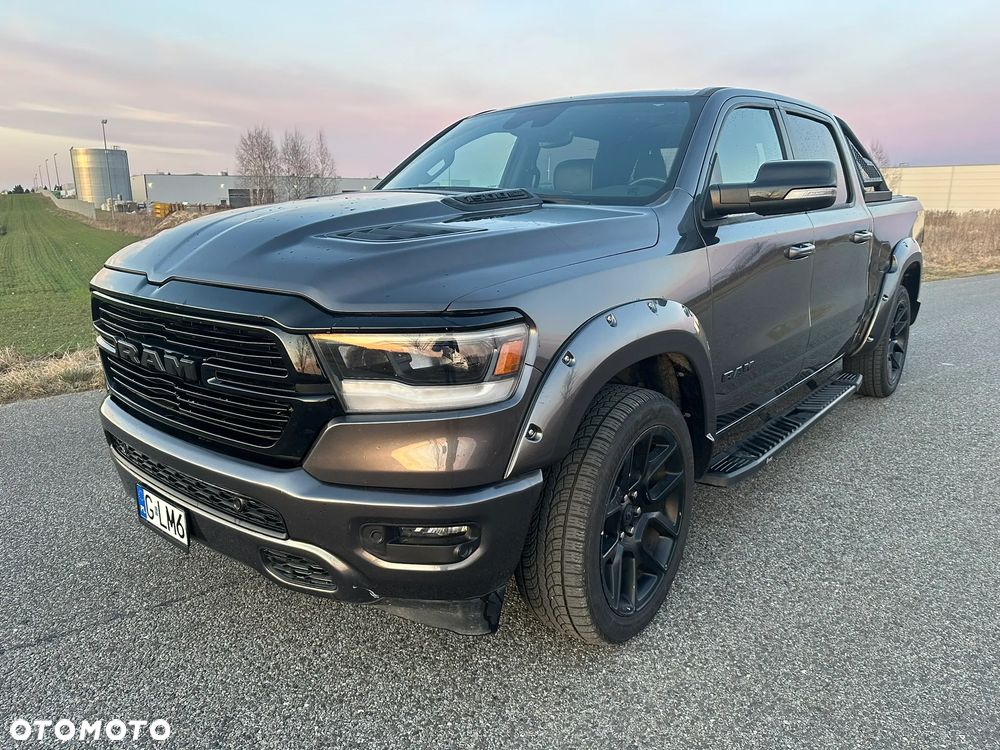 RAM 1500 5.7 Crew Cab Shortbed Laramie Sport - 10