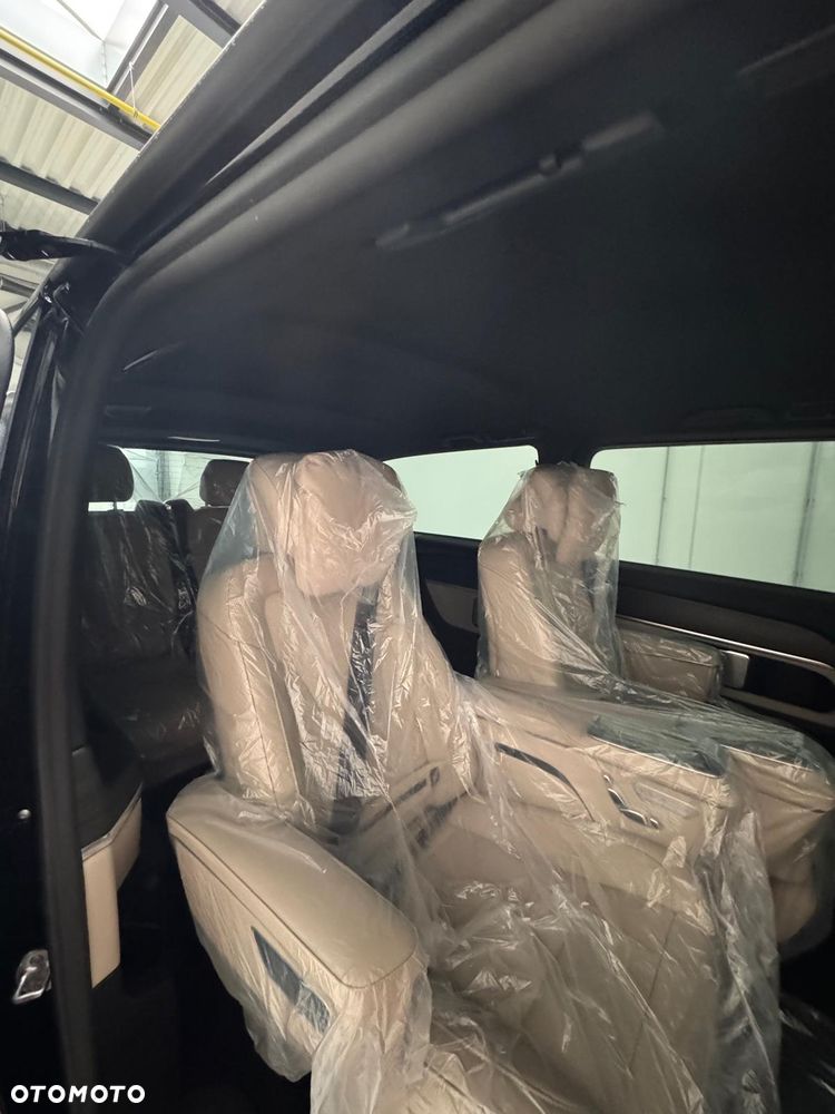 Mercedes-Benz Klasa V 300 d 4-Matic Exclusive 9G-Tronic (d³ugi) - 10