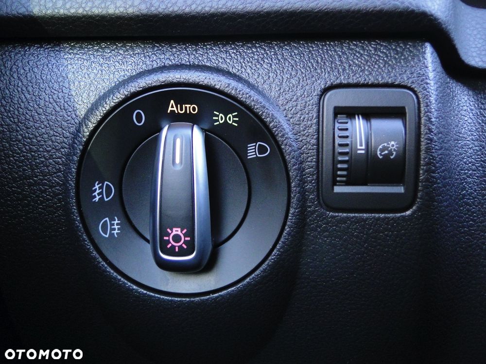 Volkswagen Tiguan 2.0 TDI DPF 4Motion DSG Sport & Style - 29