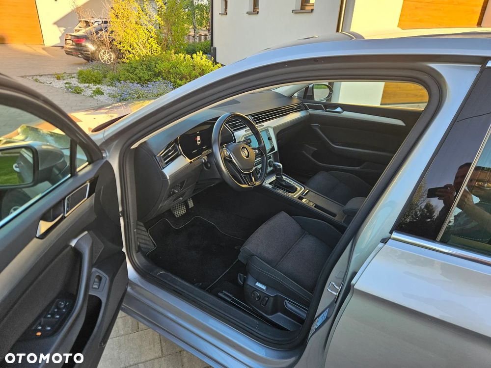 Volkswagen Passat 2.0 TDI SCR Comfortline DSG - 8