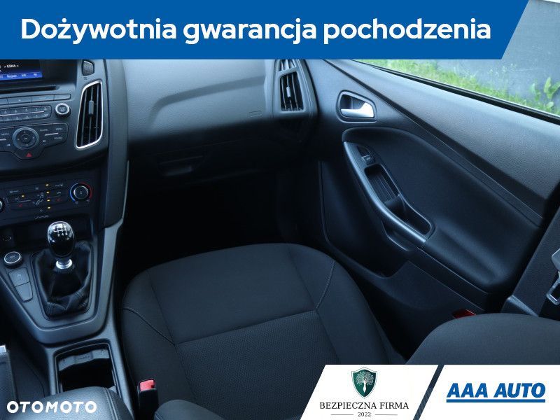 Ford Focus - 10