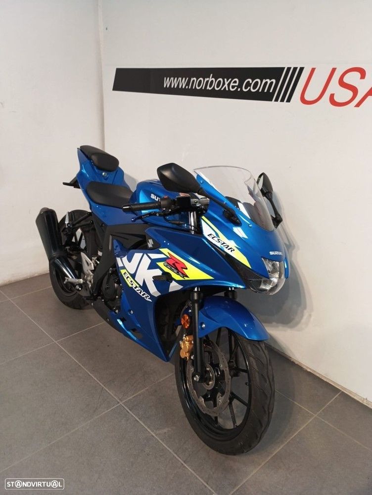 Suzuki GSX-R R 125 - 4