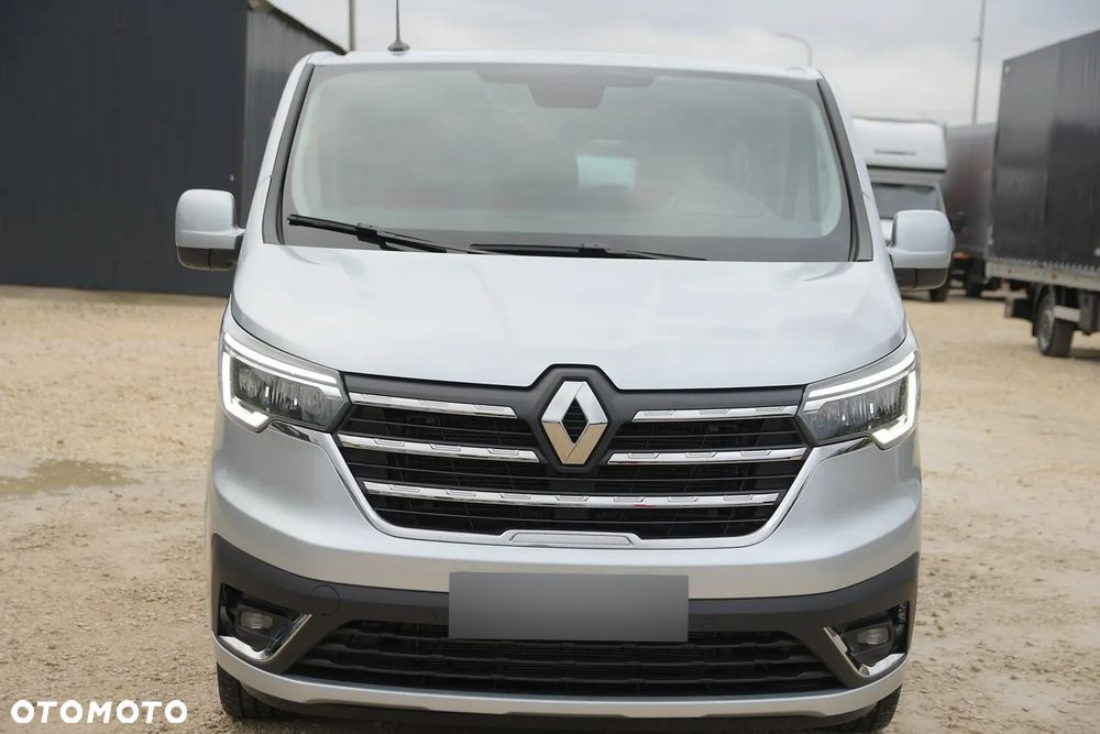 Renault Trafic - 12