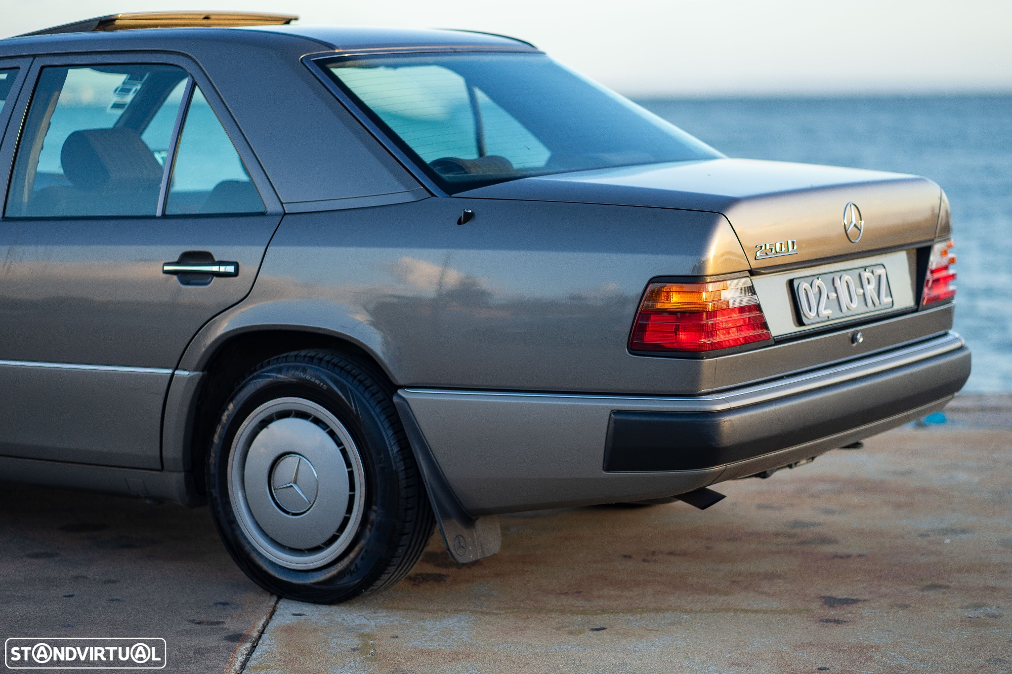 Mercedes-Benz E 250 - 38